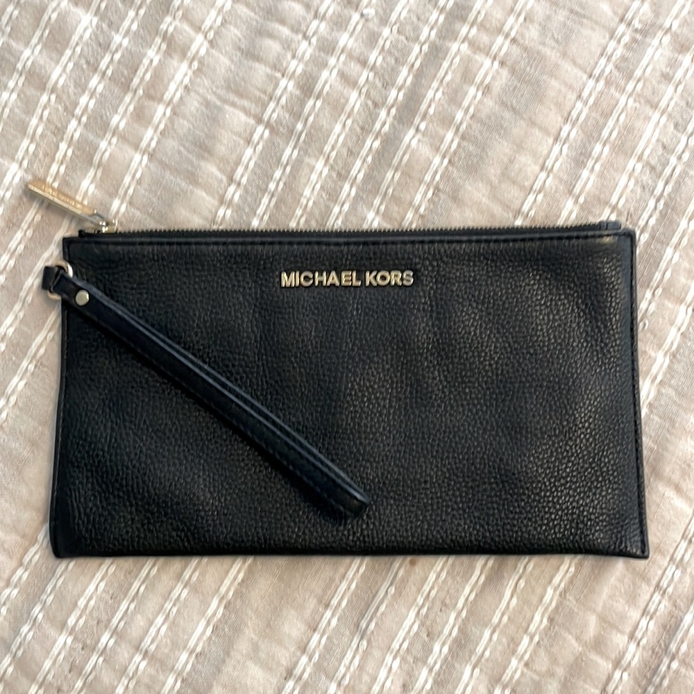 Michael Kors Wristlet Black